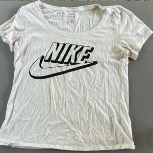 Nike Everyday Tee Size S